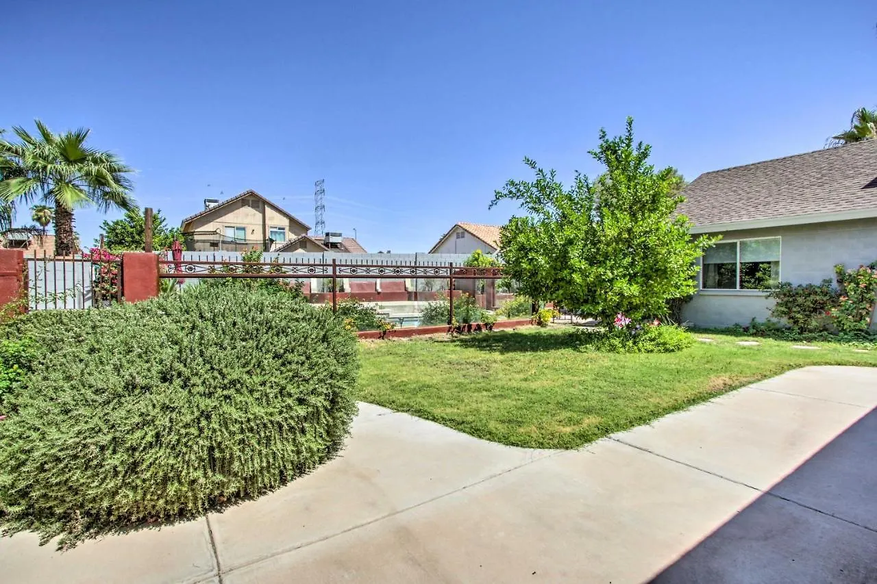 Casa vacanze Villa Glendale Oasis With Saltwater Pool And Hot Tub! Phoenix