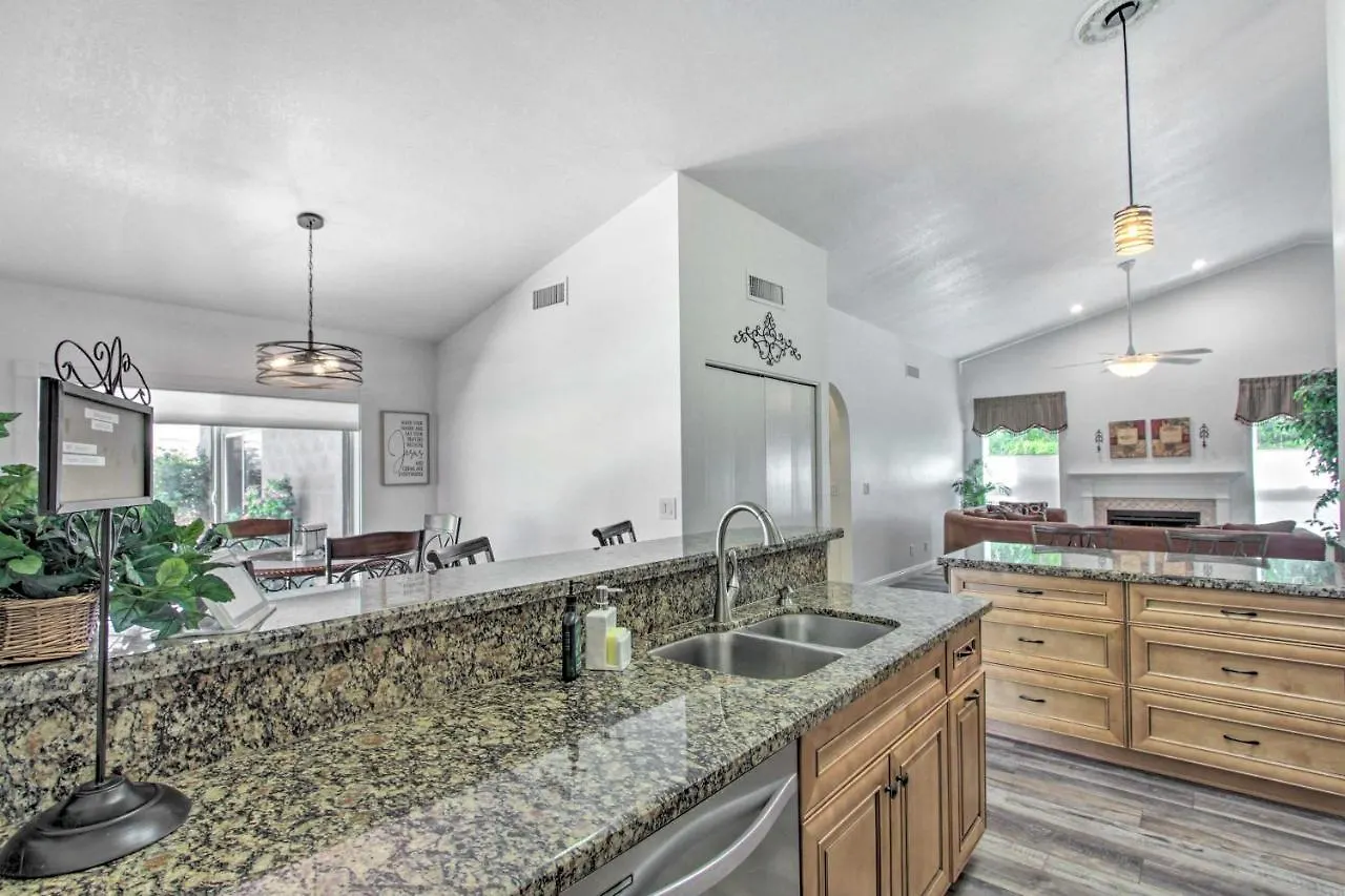 Вилла Glendale Oasis With Saltwater Pool And Hot Tub! Феникс 0*,  США