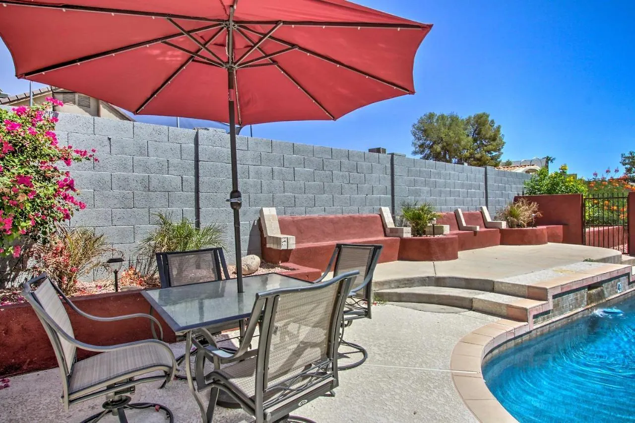 Вилла Glendale Oasis With Saltwater Pool And Hot Tub! Феникс